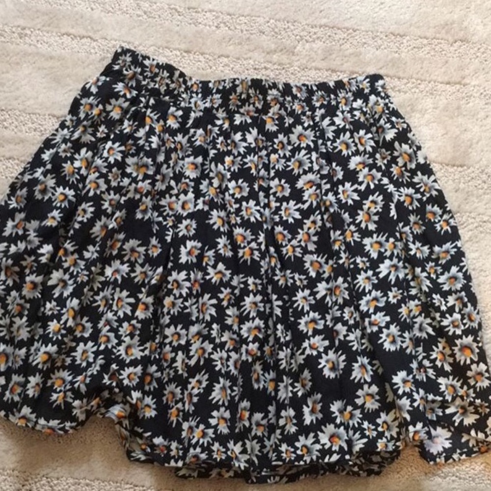 Brandy Melville Floral Skirt